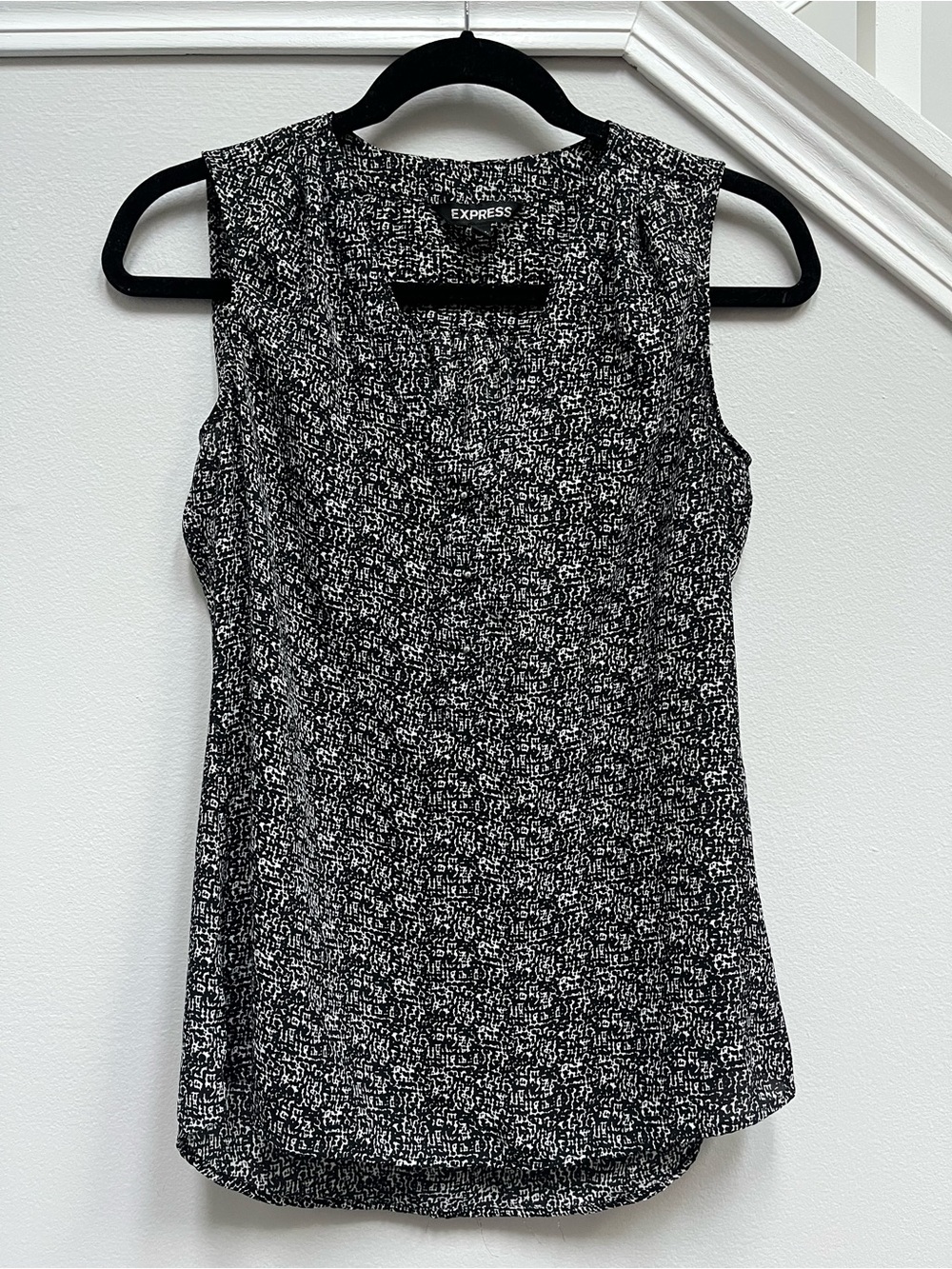 Express v-neck blouse